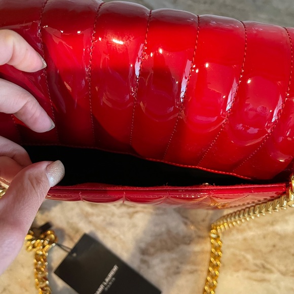 Has been SOLD Saint Laurent Matelassé Red BAG - Picture 3 of 6